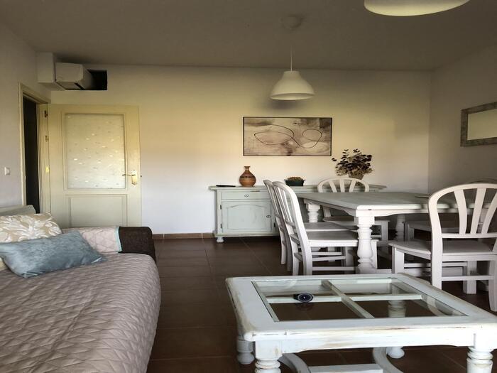 Apartamento -
                                Zahara De Los Atunes -
                                2 dormitorios -
                                4 ocupantes
