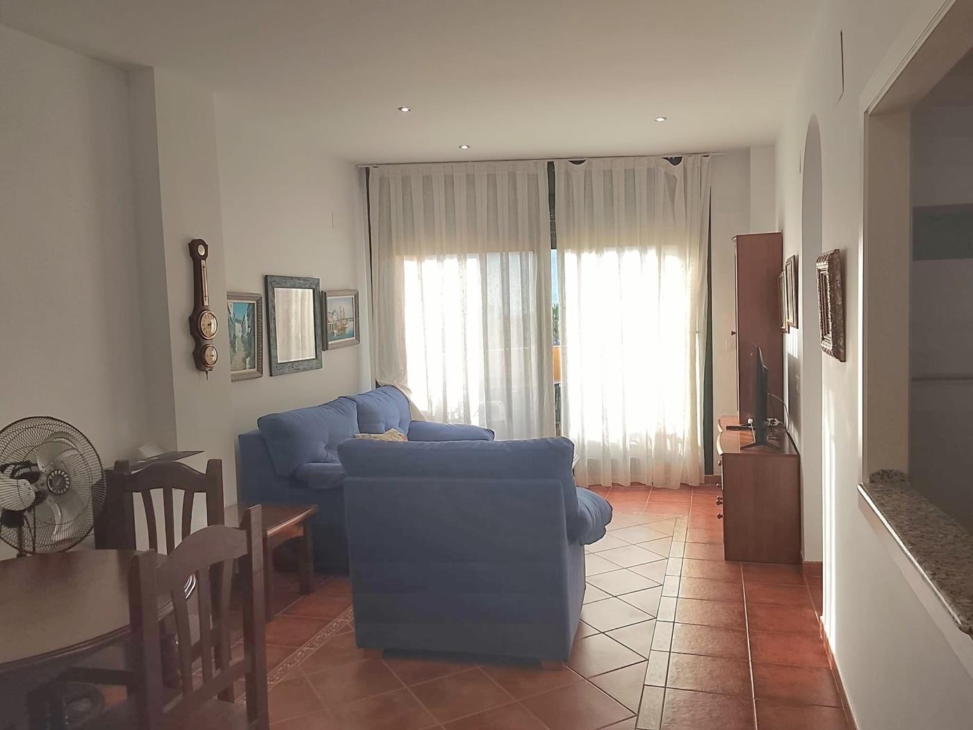Apartamento -
                                Zahara De Los Atunes -
                                2 dormitorios -
                                4 ocupantes