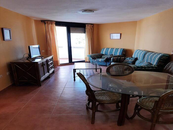 Apartamento -
                                Zahara De Los Atunes -
                                2 dormitorios -
                                5 ocupantes