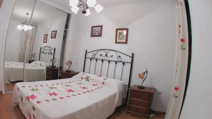 Apartamento -
                                            Zahara De Los Atunes -
                                            2 dormitorios -
                                            5 ocupantes